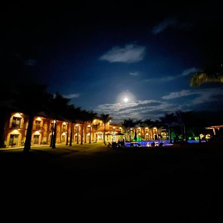 Hotel Real Inn Nuevo Morelos Bagian luar foto