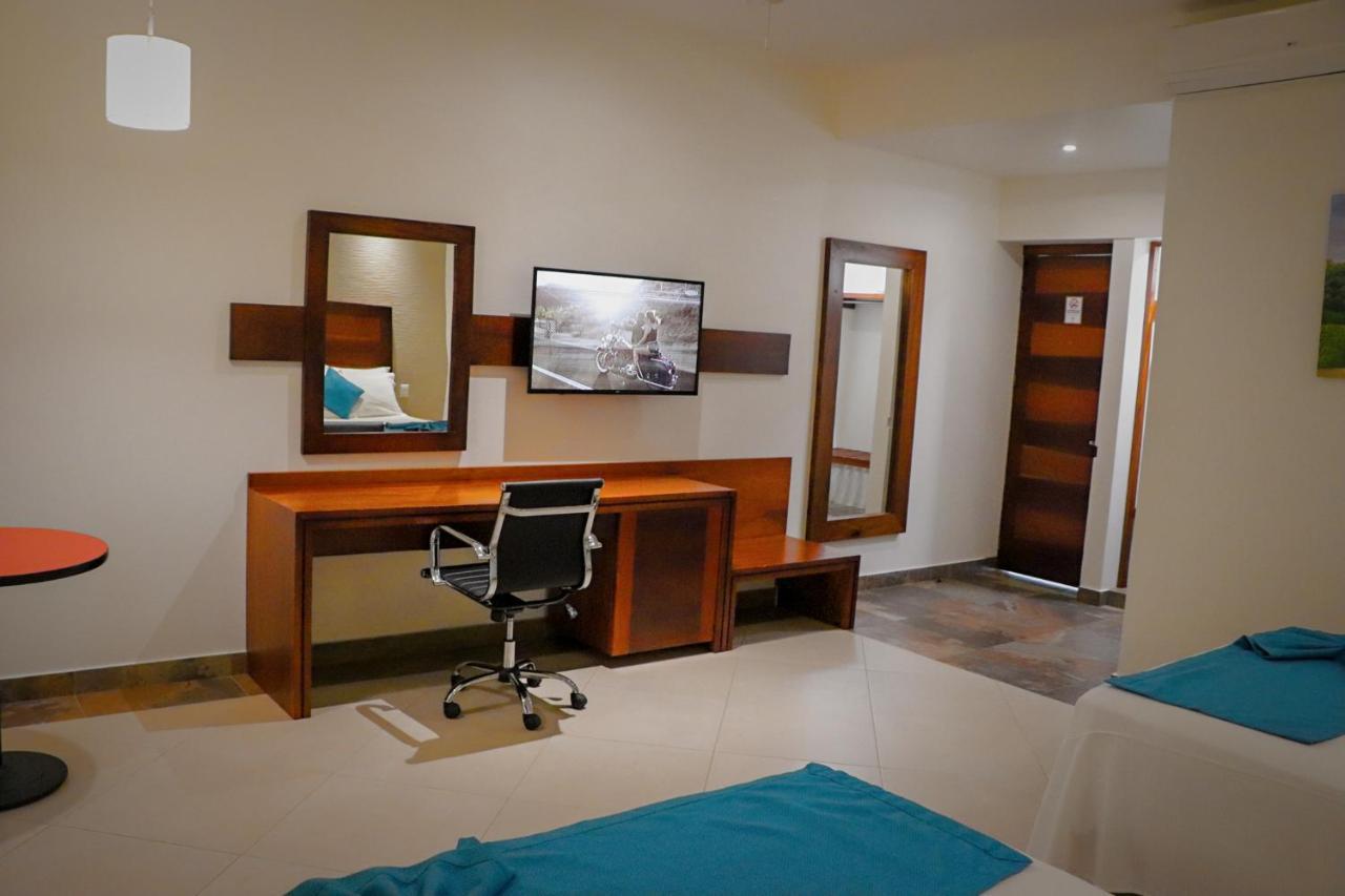 Hotel Real Inn Nuevo Morelos Bagian luar foto
