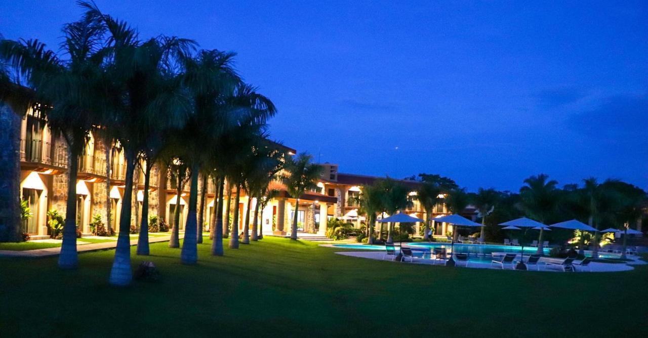 Hotel Real Inn Nuevo Morelos Bagian luar foto